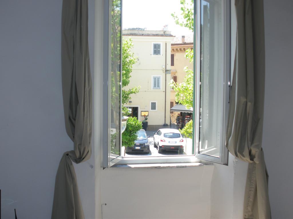 Apartment Il Duomo Poggio Mirteto Exterior photo